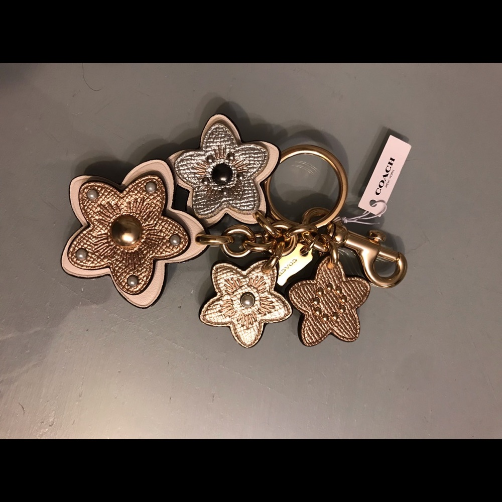 NWT Coach wildflower metallic key chain Bag charm